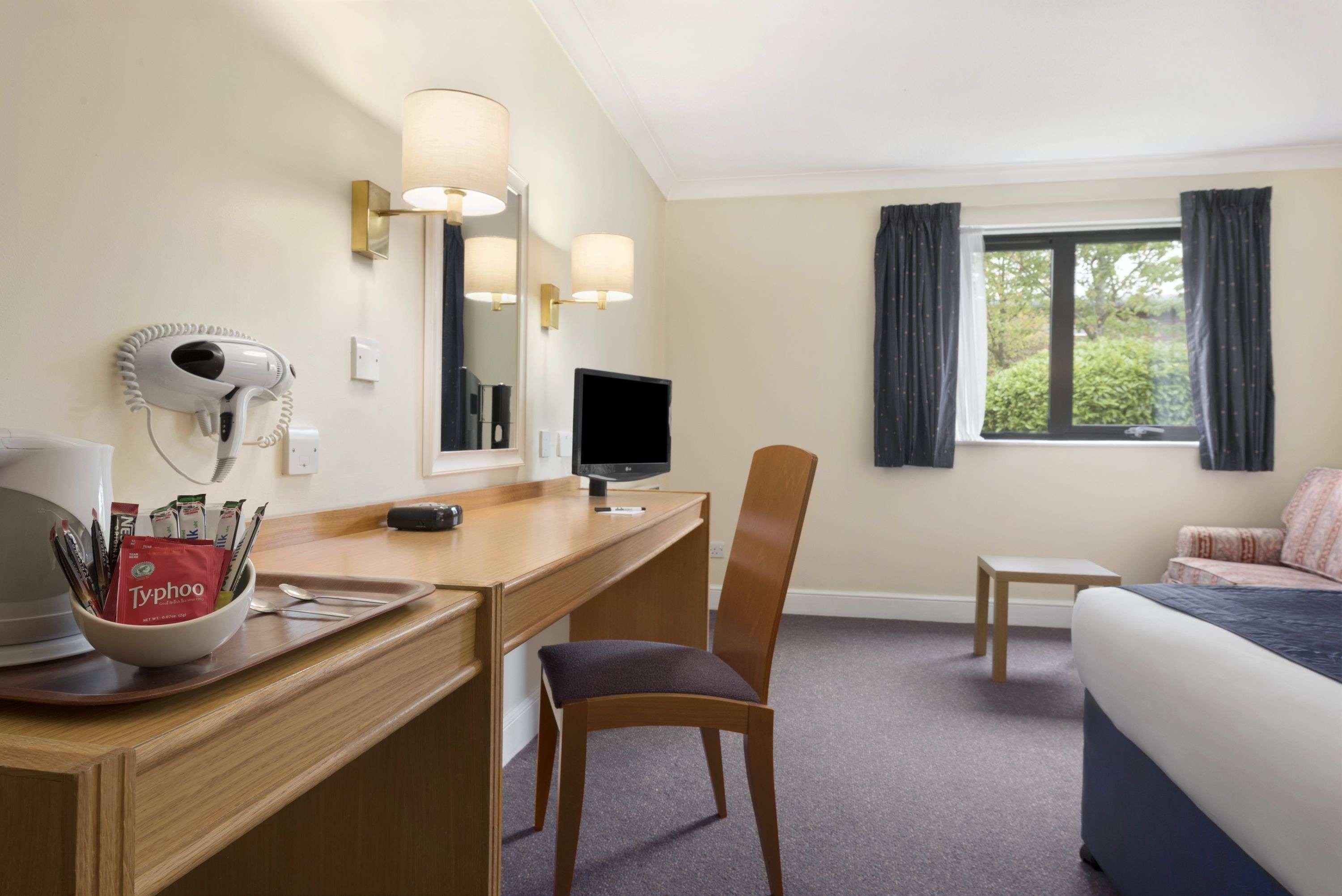 Days Inn Stafford Luaran gambar